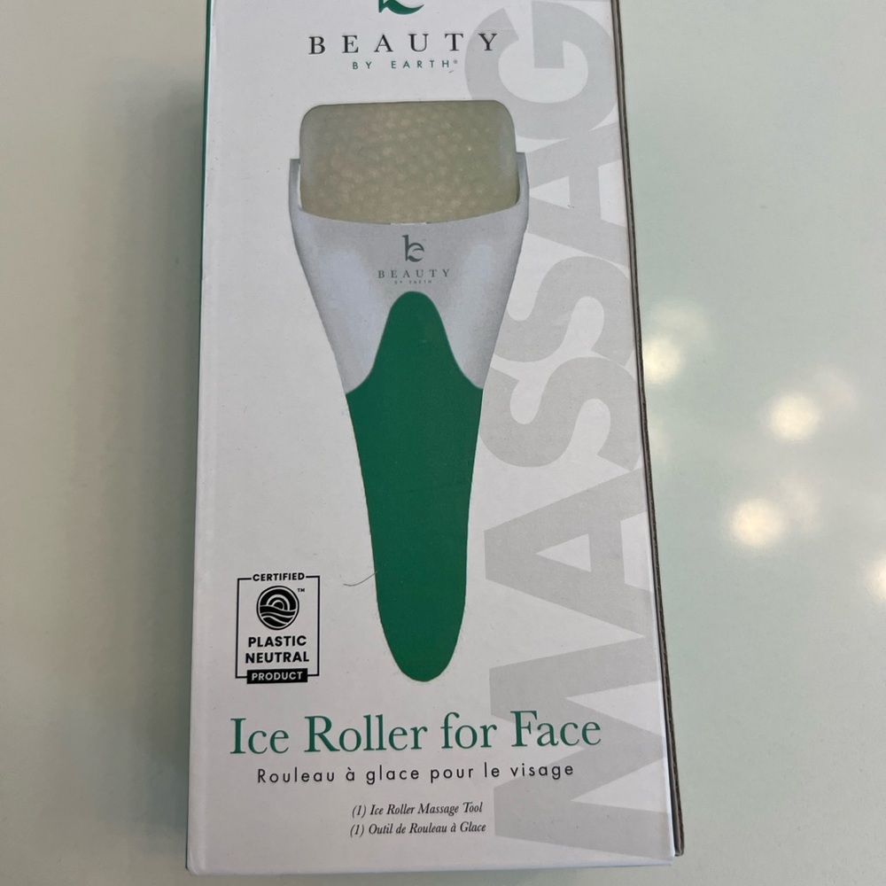 Beauty by Earth Ice Roller for Face brand new